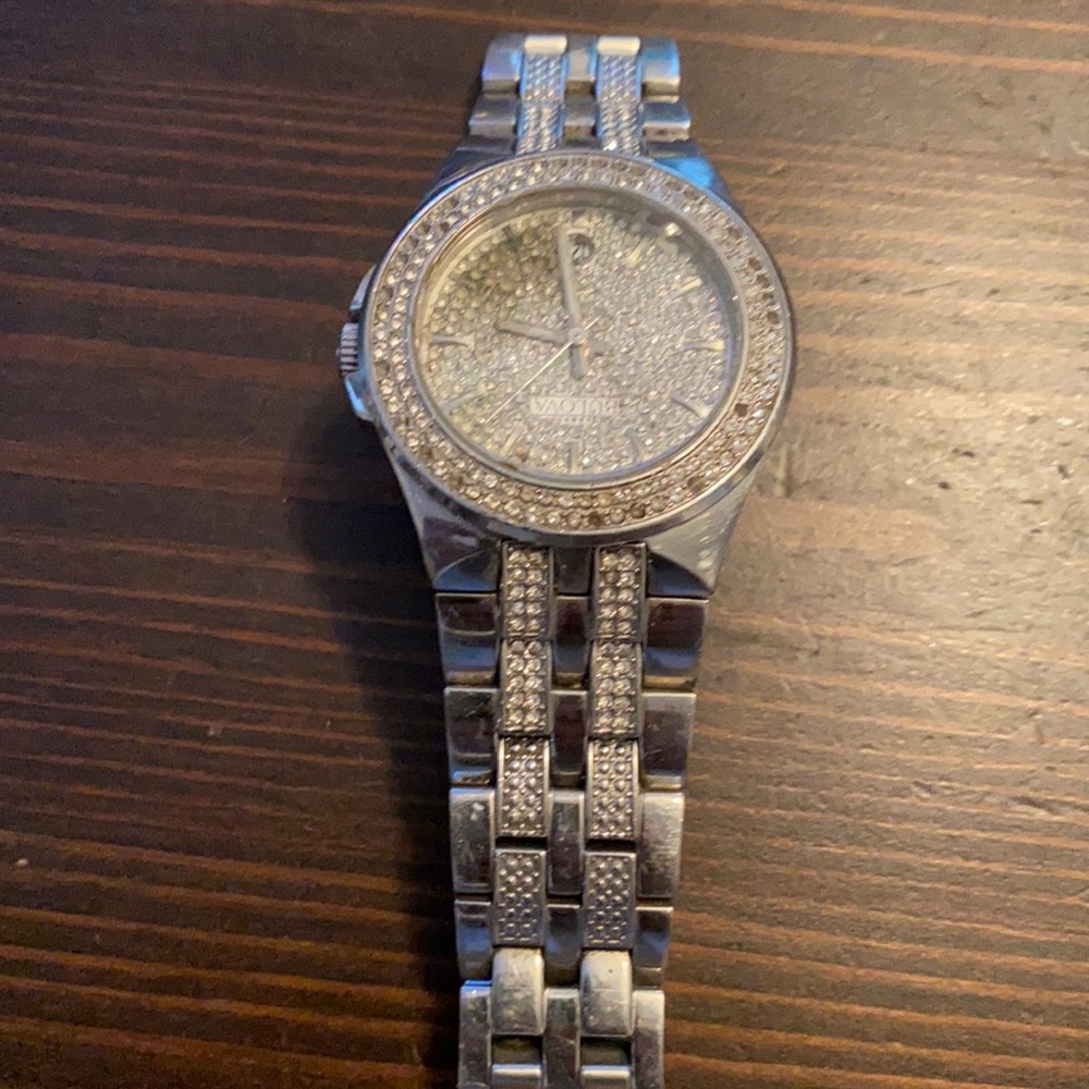 Watch - Picture 2 of 3